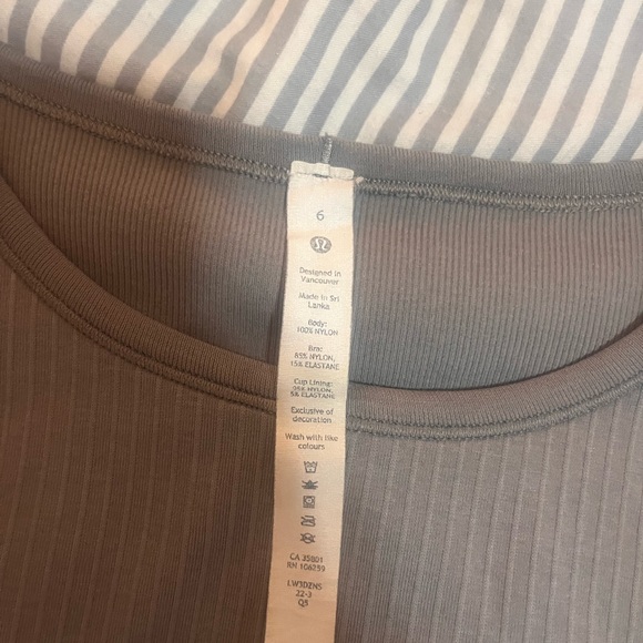 Lululemon Ribbed Gray Ribbed Top - Picture 2 of 4